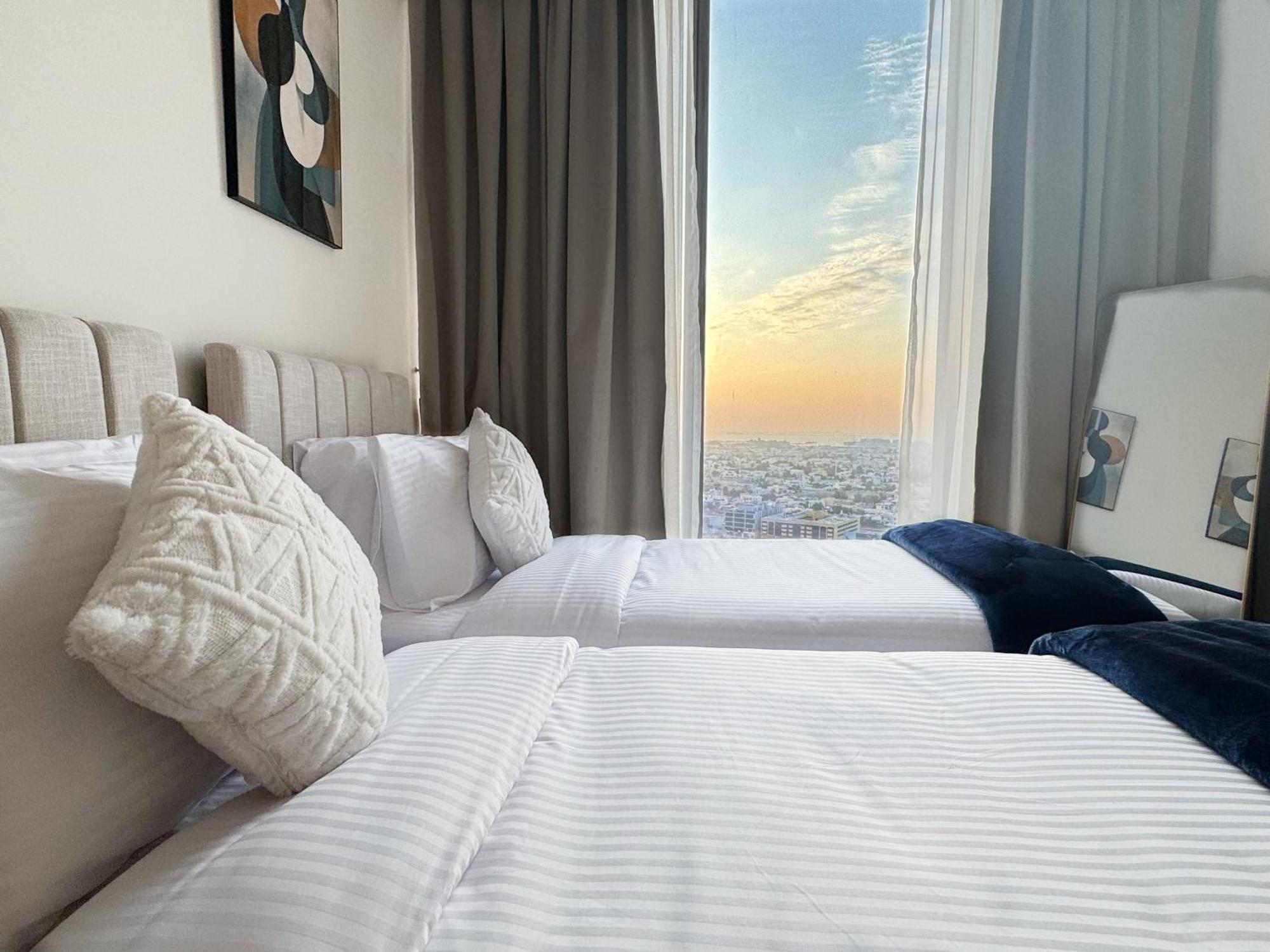 2br With Skyline Views At Forte Near Opera Dubai