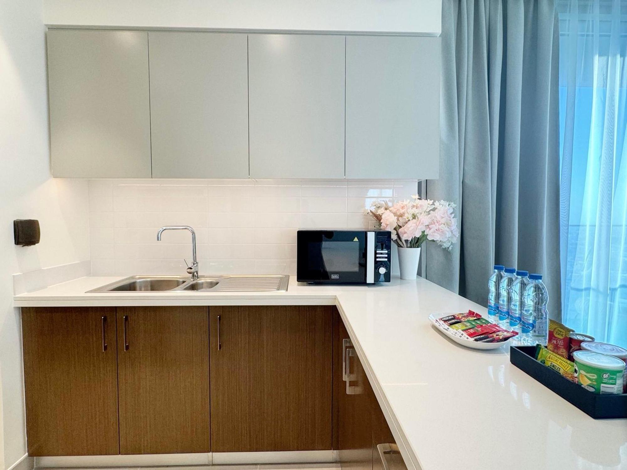 Apartment 2br With Skyline Views At Forte Near Opera *
