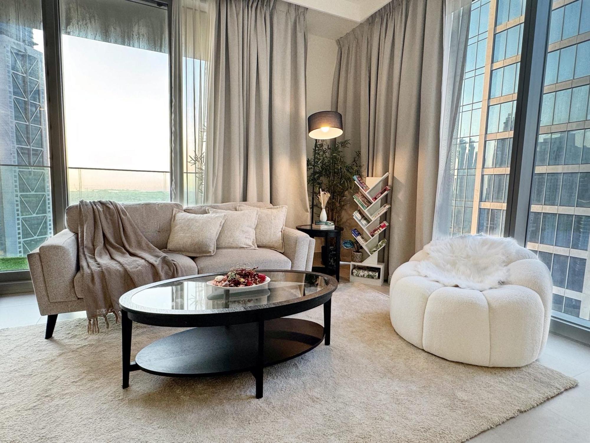 2br With Skyline Views At Forte Near Opera Apartment *