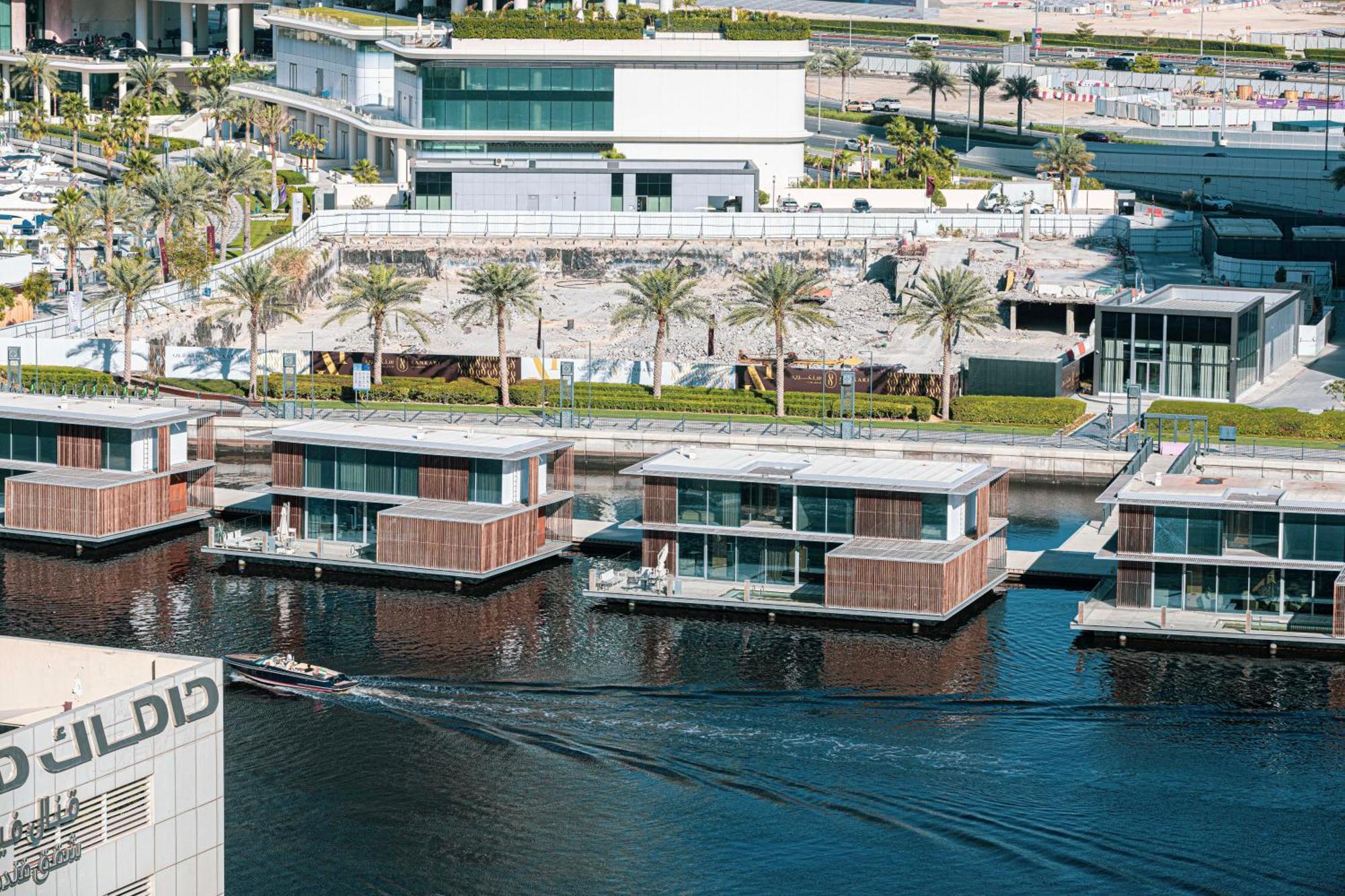 Apartment New Designed 2-br Downtown Dubai