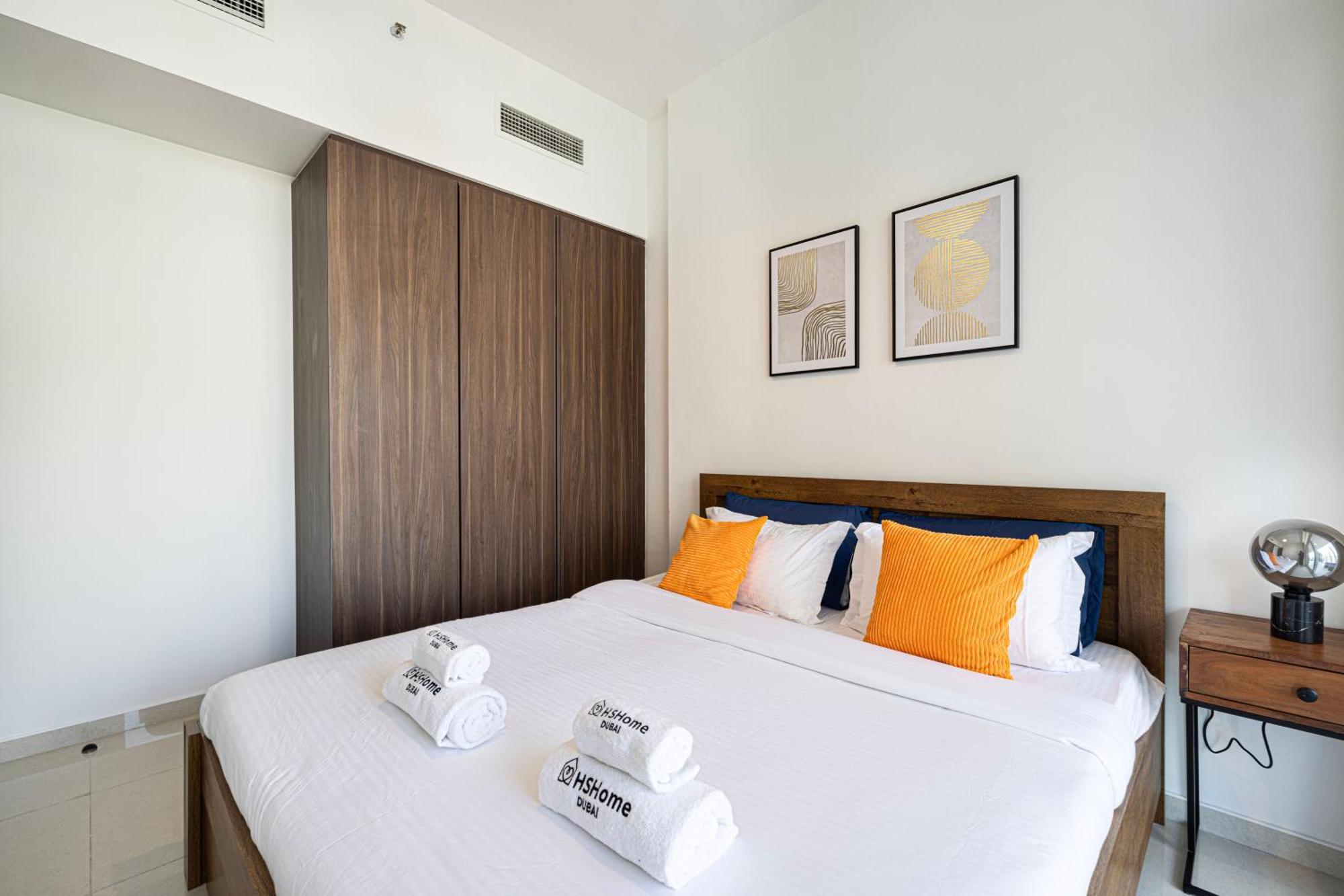 New Designed 2-br Downtown Apartment Dubai