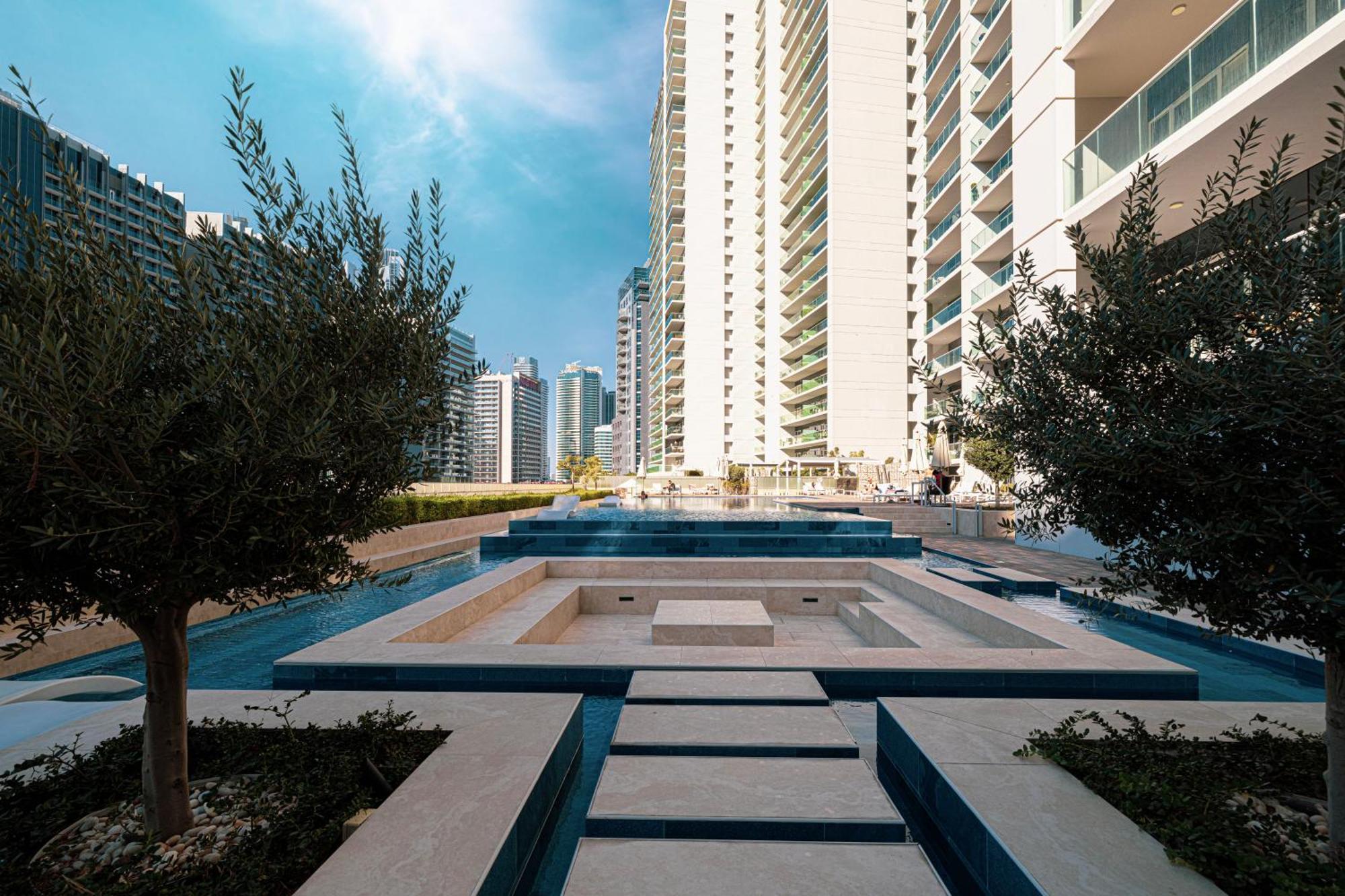 New Designed 2-br Downtown Dubai