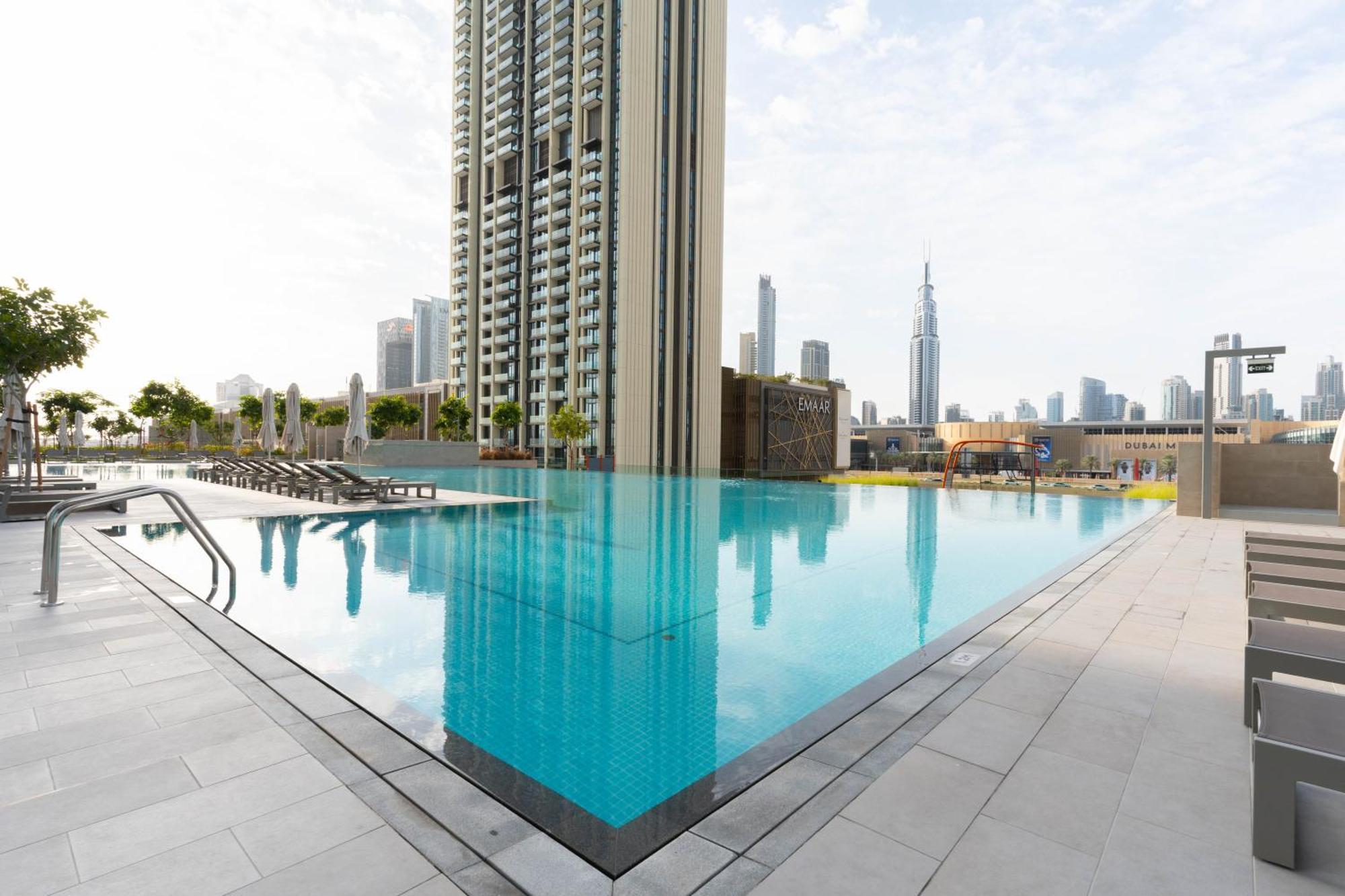 Apartment Stunning 2 Bedroom With Burj Views In Walking Distance To Mall
