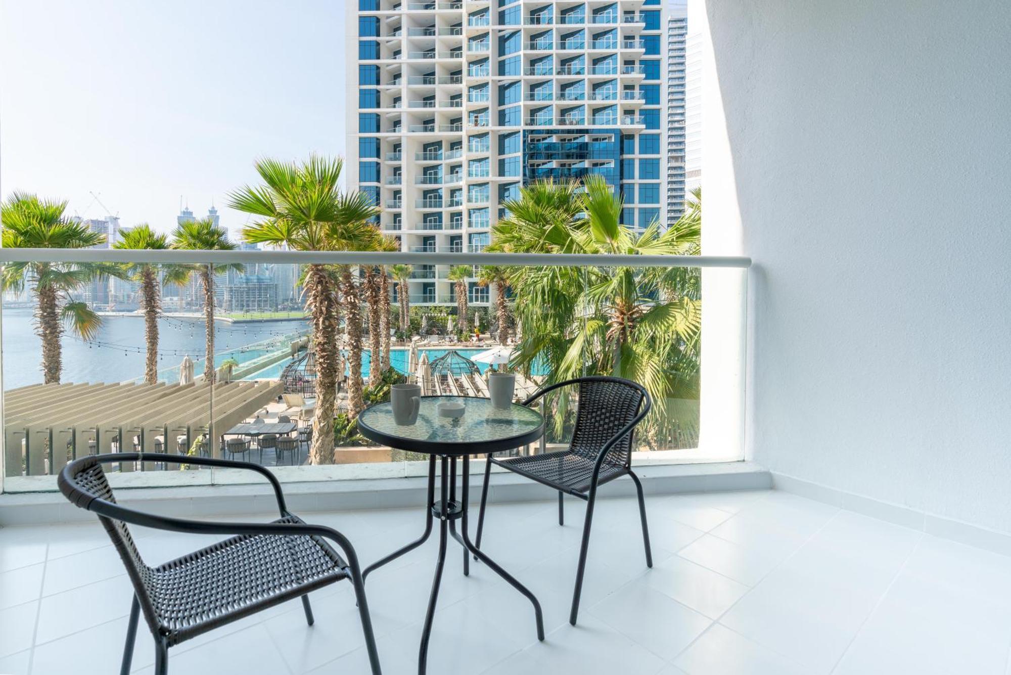 Apartment Mystic - Damac Maison Prive Tower A Dubai