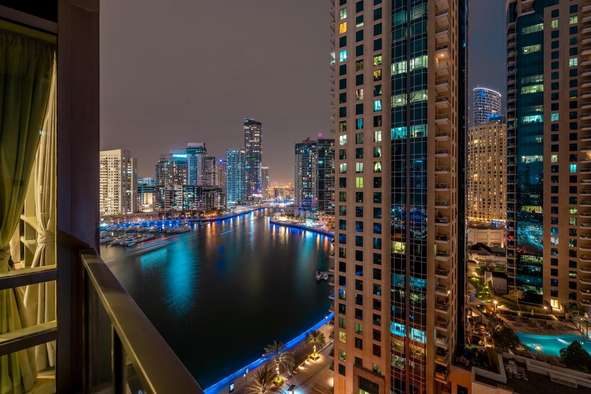 Spacious & Luxurious 1Br Apartment - Best Marina Views - 3Mn Walk To Tram, Jbr & Beach (Adults Only) *