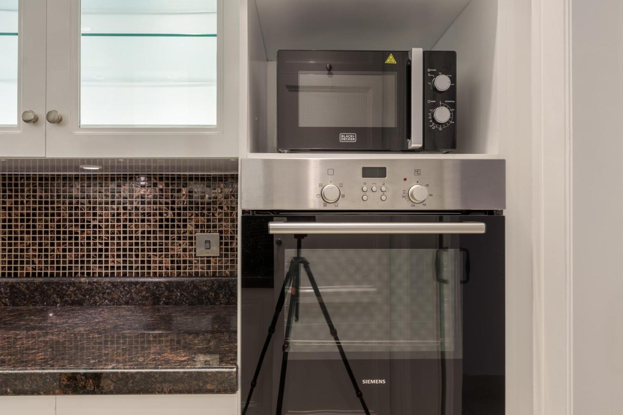 Apartment Living Chic 1 Bedroom Dubai