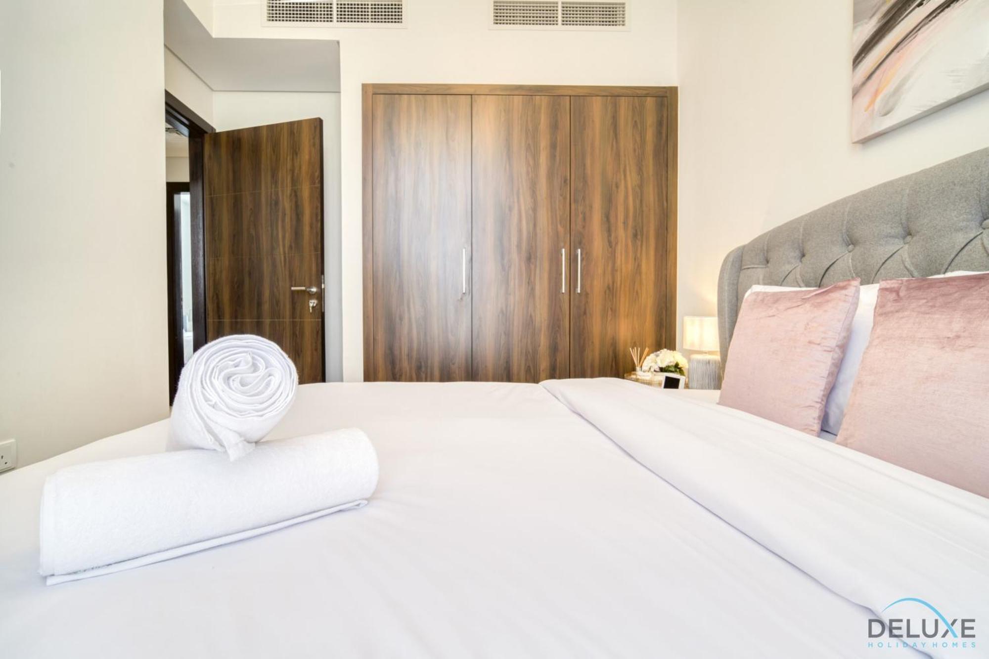 Apartment Exquisite 4br Townhouse At Damac Hills 2, Dubailand By Deluxe Homes