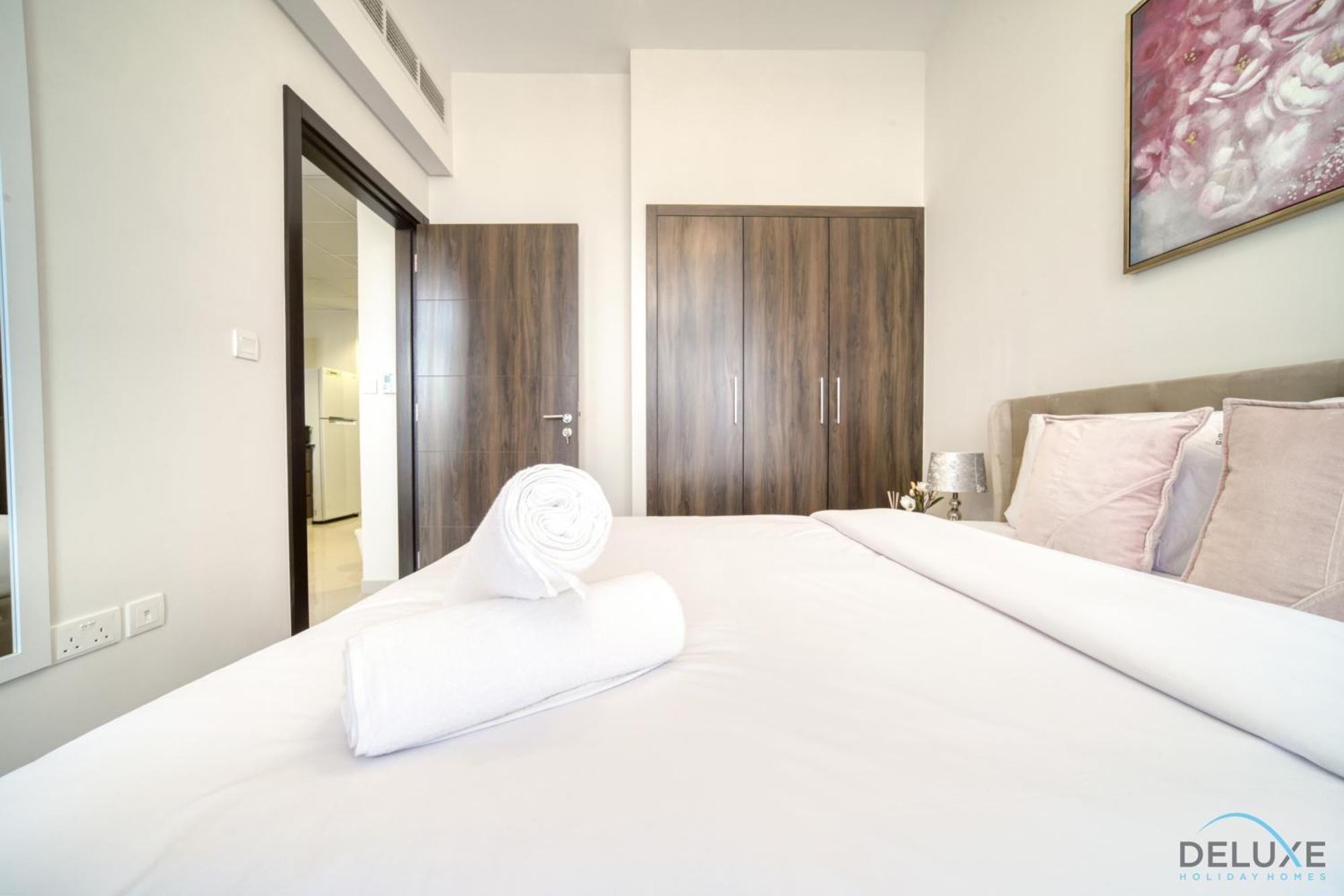 Apartment Exquisite 4br Townhouse At Damac Hills 2, Dubailand By Deluxe Homes