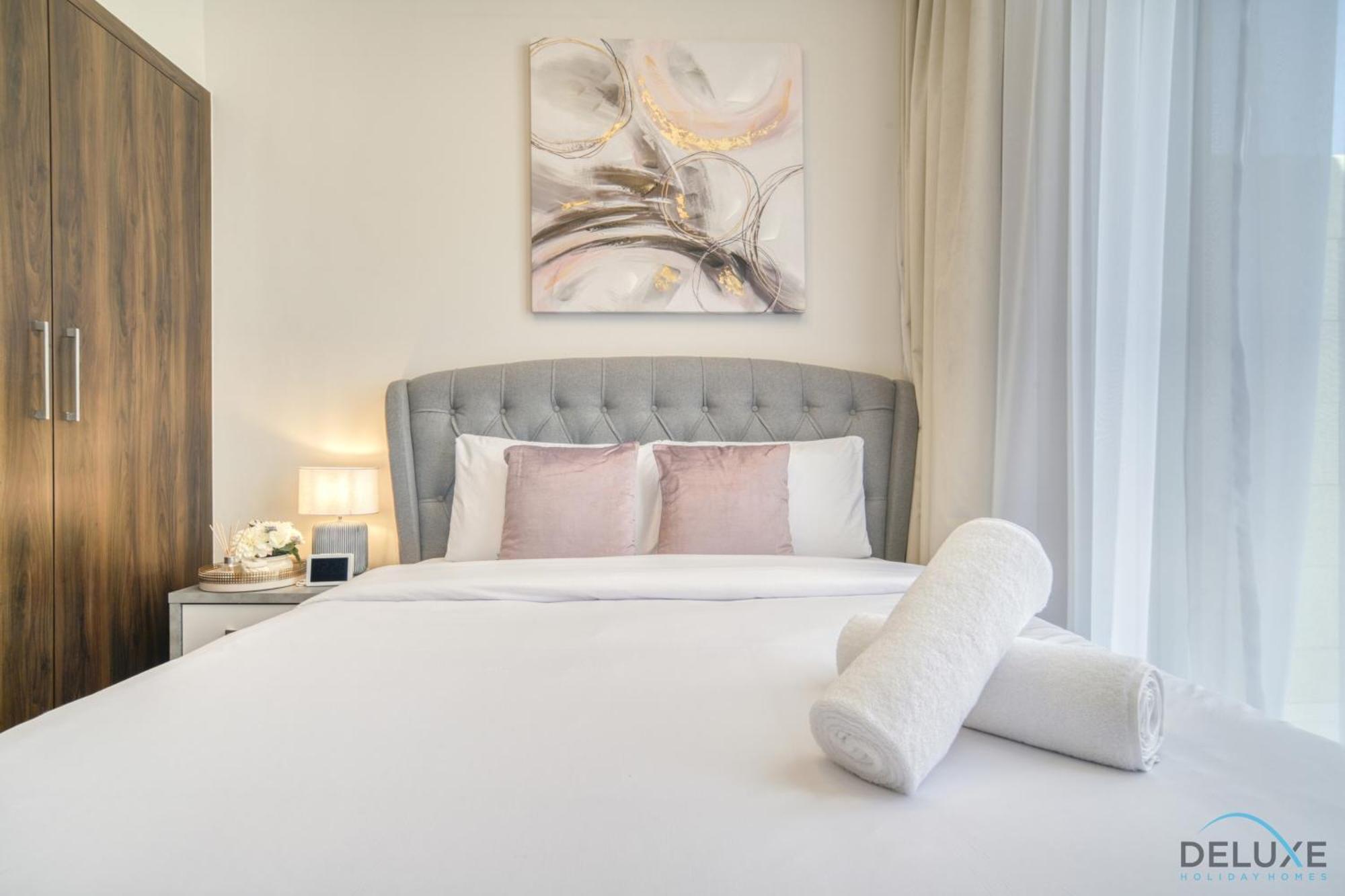 Exquisite 4br Townhouse At Damac Hills 2, Dubailand By Deluxe Homes Apartment *