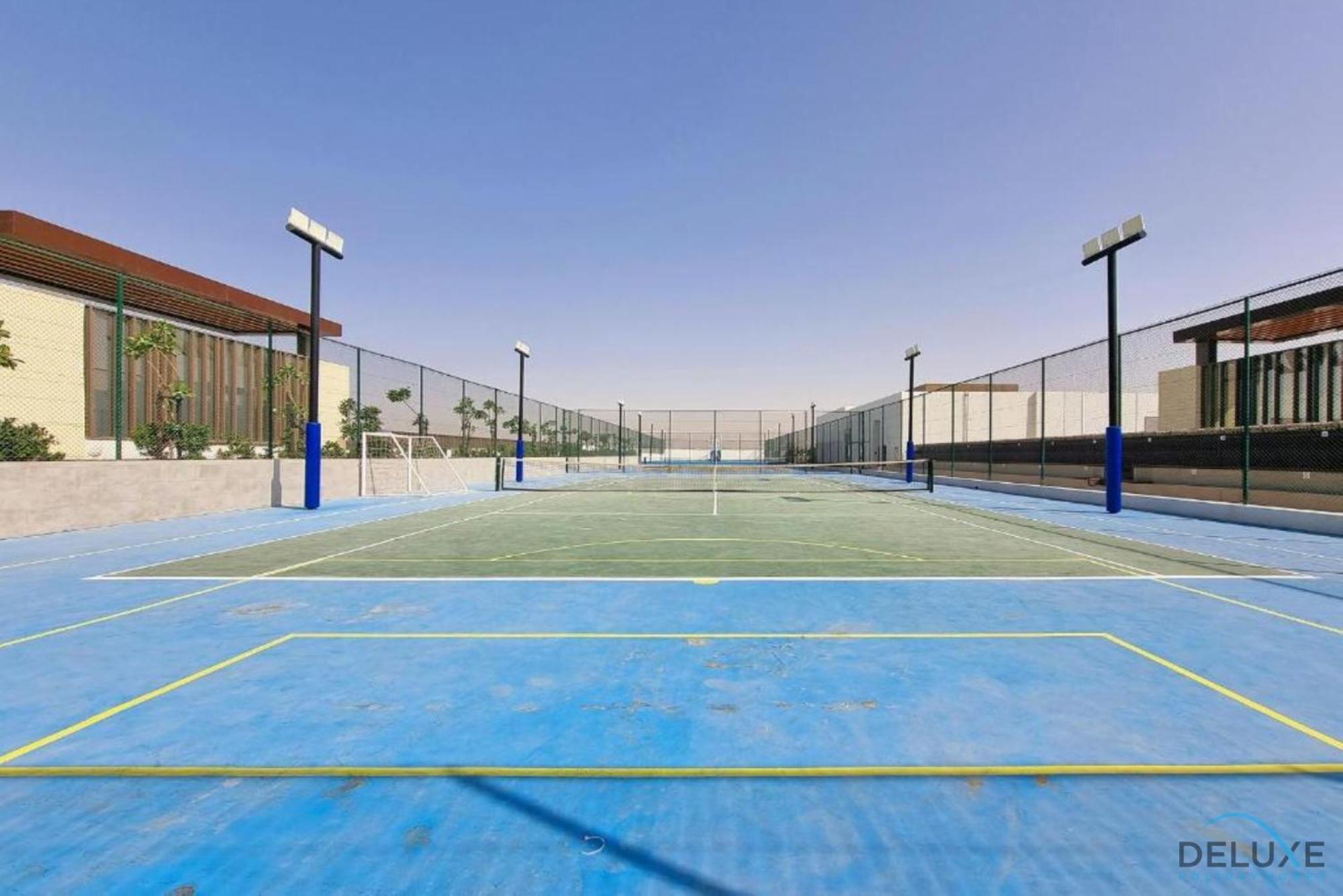 Exquisite 4br Townhouse At Damac Hills 2, Dubailand By Deluxe Homes Apartment