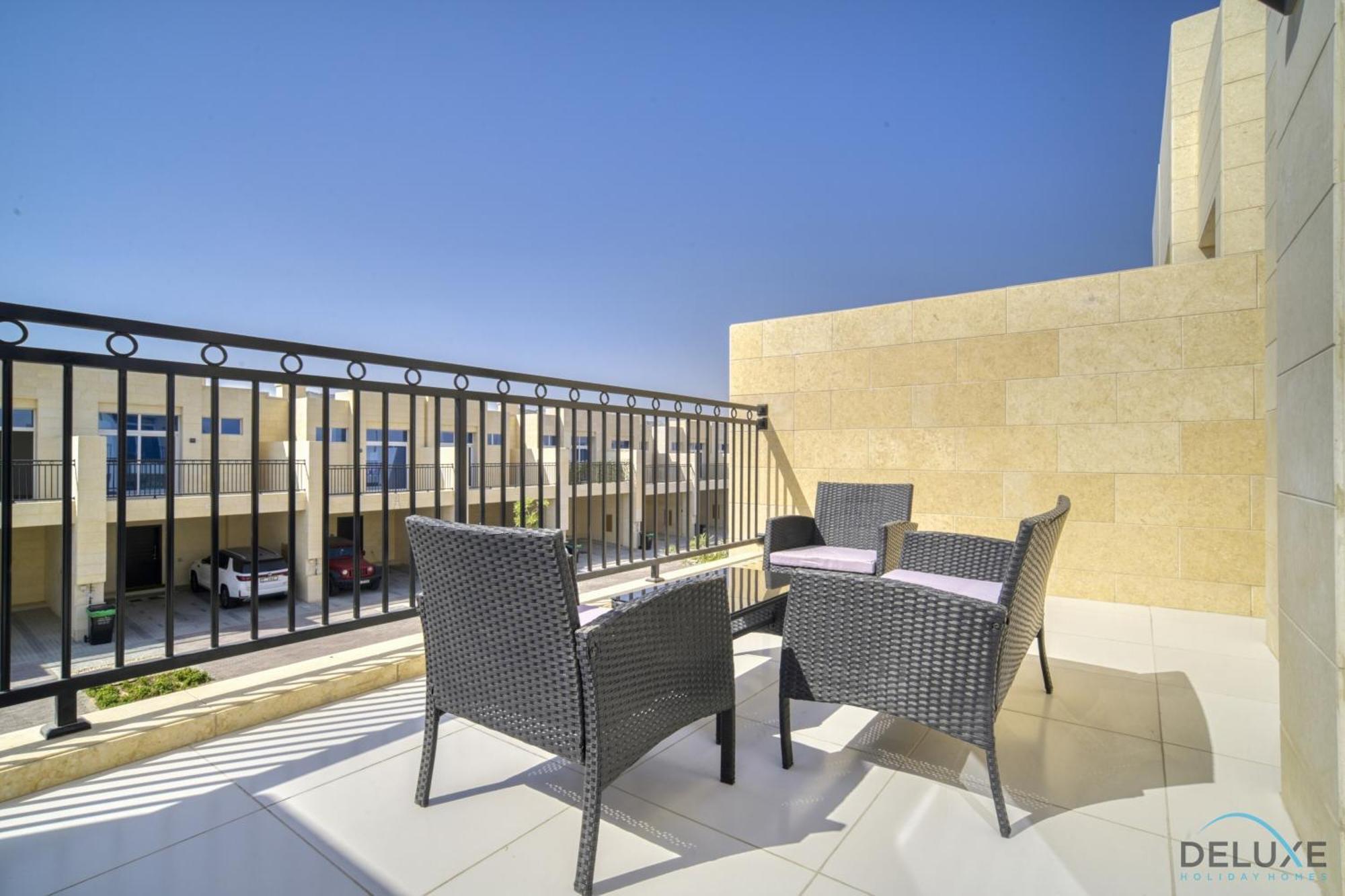Exquisite 4br Townhouse At Damac Hills 2, Dubailand By Deluxe Homes