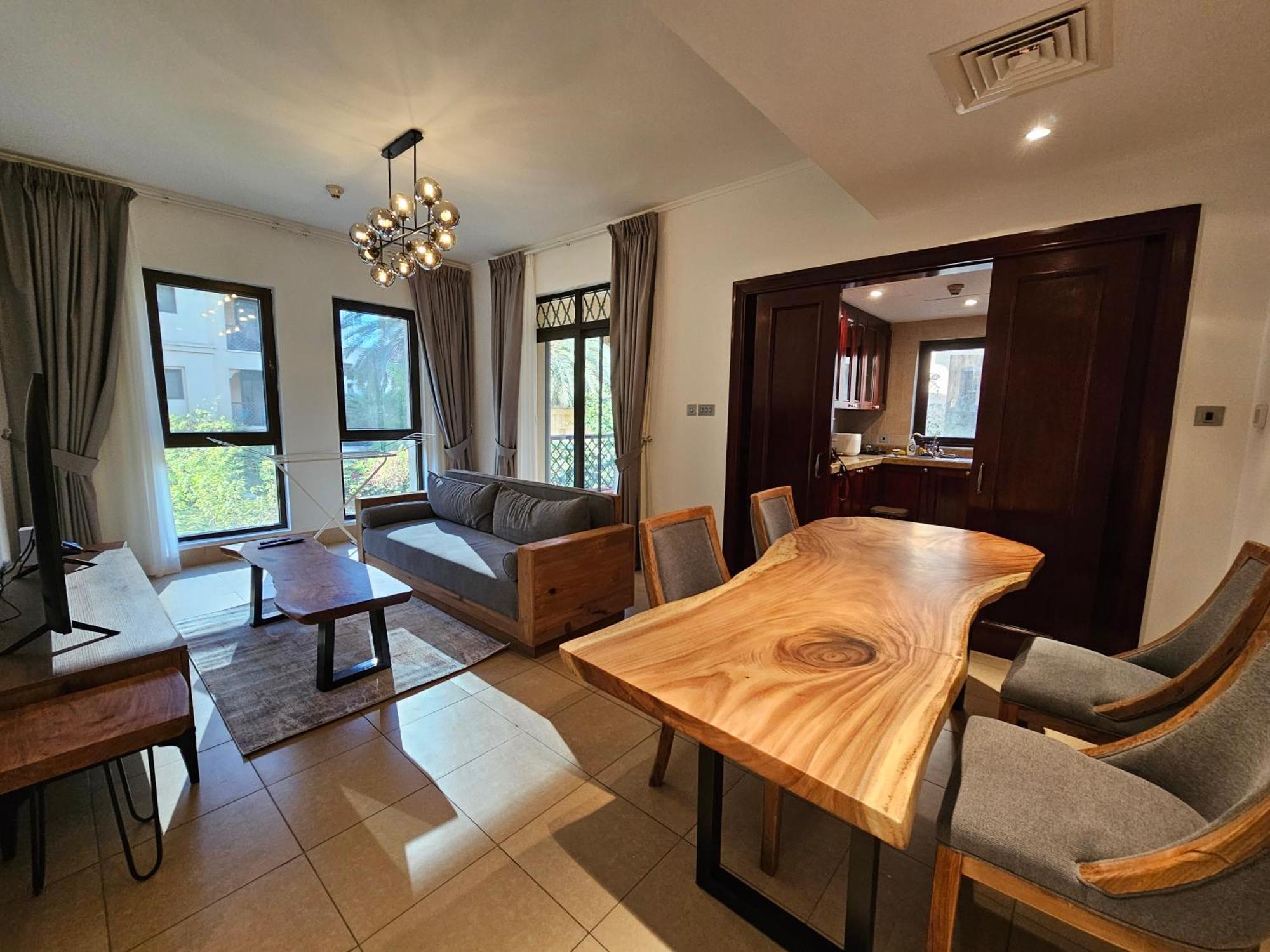 Palace Downtown Apartment Dubai