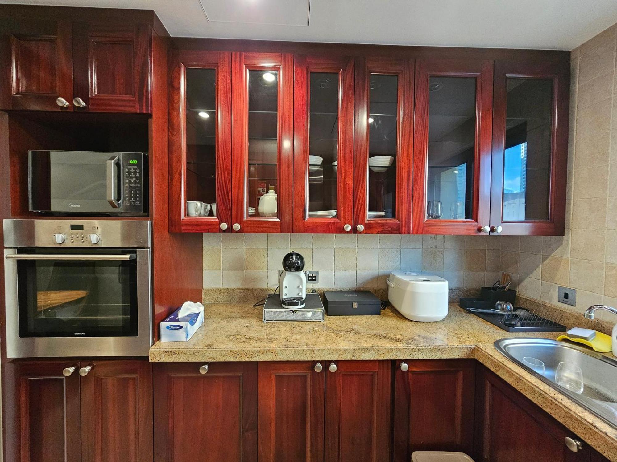 Palace Downtown Apartment *