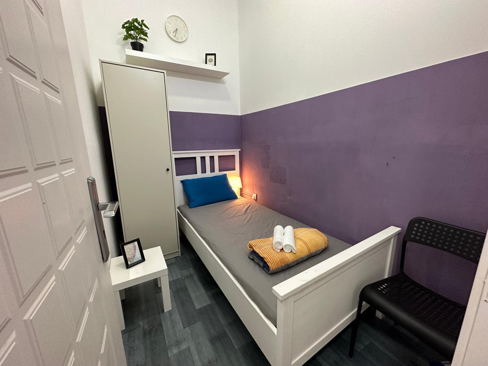 Calm Partition Near Mashreq Metro Dubai
