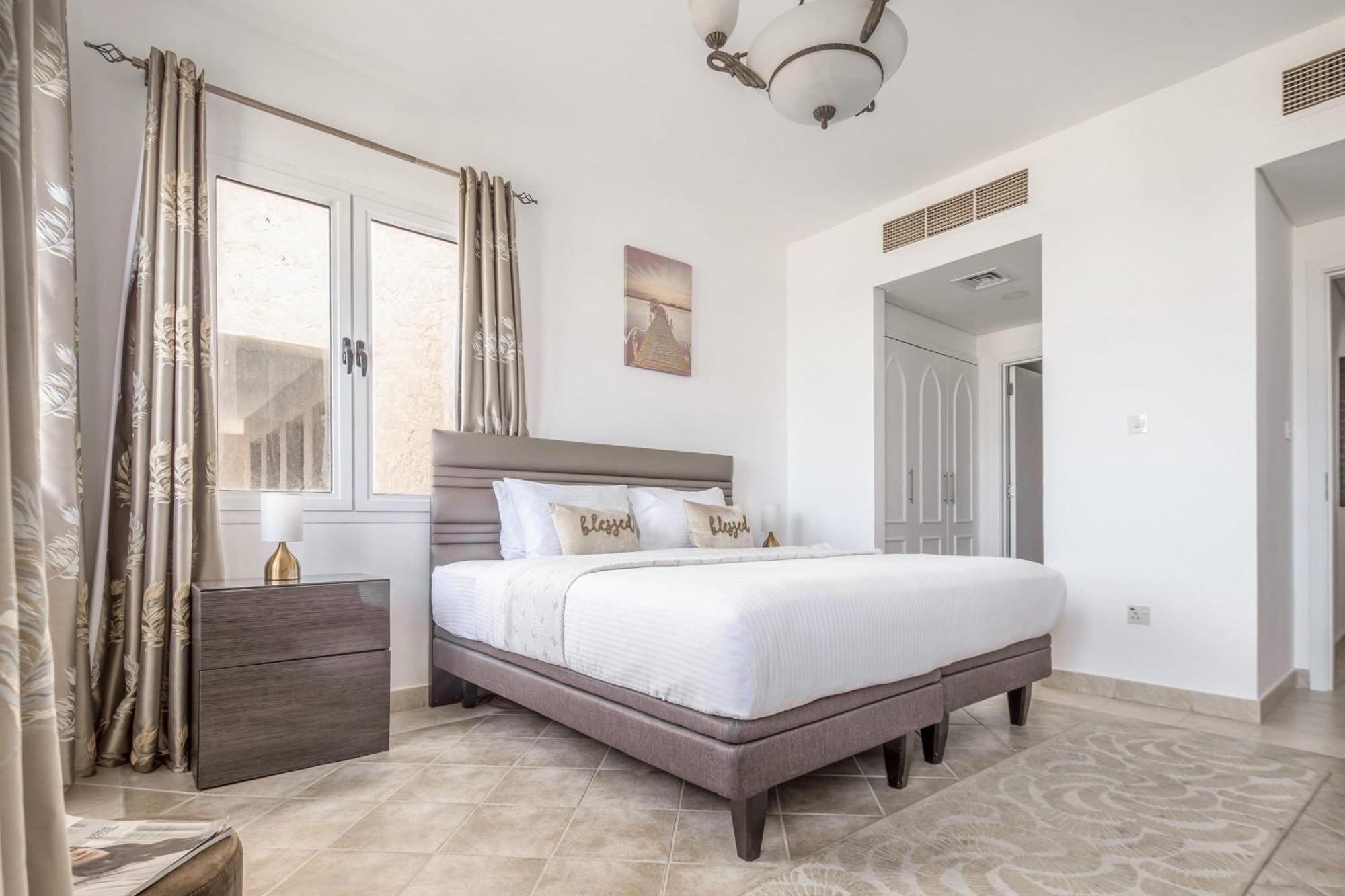 Apartment Frank Porter - Al Badia 2