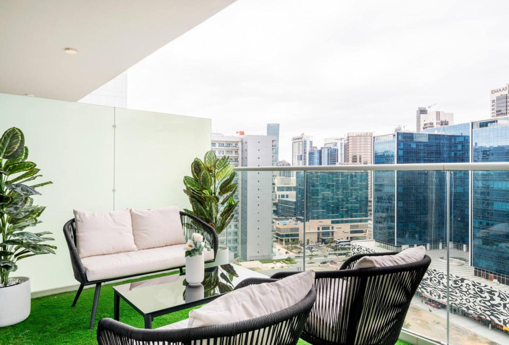 Luxury 2 Bedroom With Burj Khalifa View