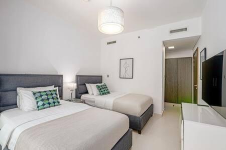 Hospitality Expert Lw1302 - D Mall Opera Fountain * Dubai