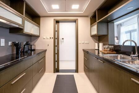 Hospitality Expert Lw1302 - D Mall Opera Fountain * Dubai