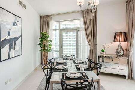 Hospitality Expert Lw1302 - D Mall Opera Fountain