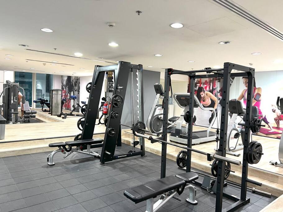 1 Bedroom Flat, Luxury Amenities, Near Jbr & Club With Free Parking In Jbr *