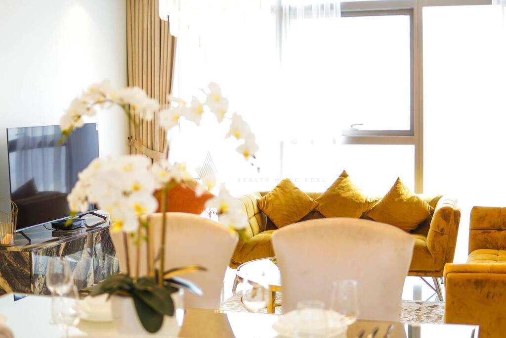 Apartment Fabulous 2bedroom In Paramount Midtown Dubai
