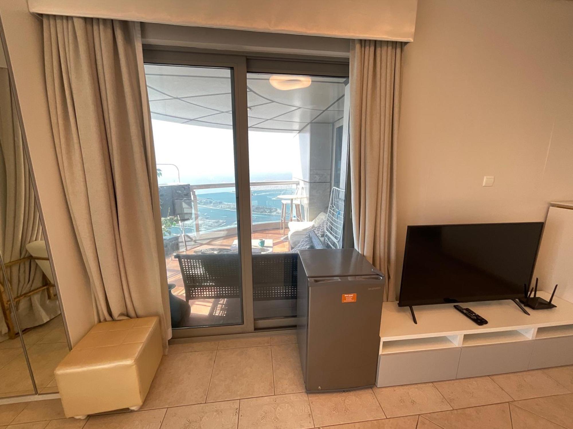 Stunning Marina View! Coliving In Princess Tower Marina Homestay