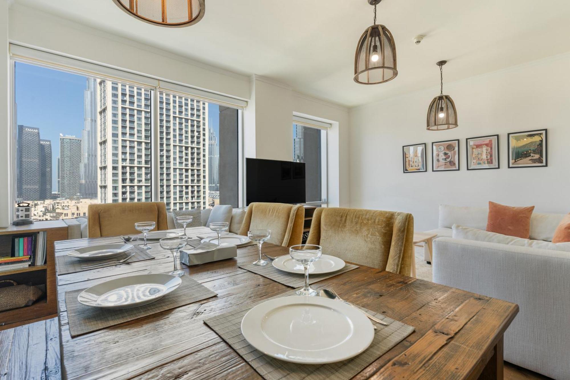Chic 2br Apartment, Prime Location Near Mall - Allsopp&allsopp Apartment *