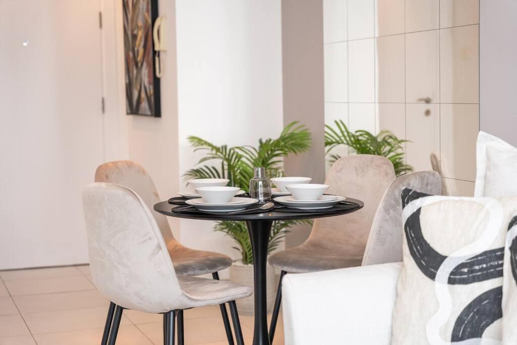 Havn - 2 Bedroom In Marina, 10min To Metro Apartment Dubai