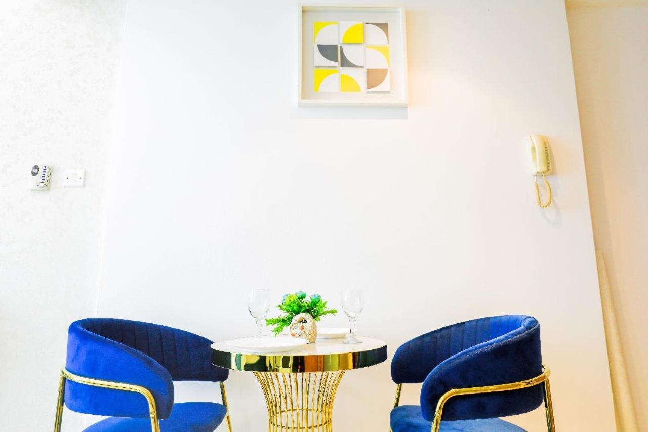 Elegant Marina View King Bed Apartment Dubai