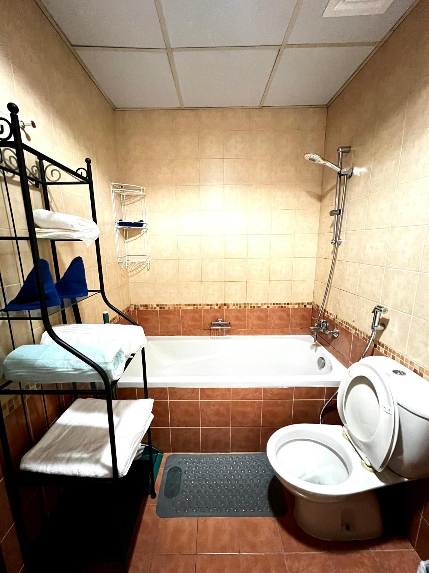 Elegant Marina View King Bed Apartment Dubai