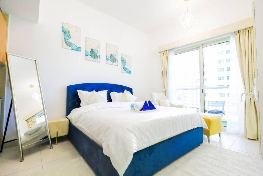 Apartment Elegant Marina View King Bed
