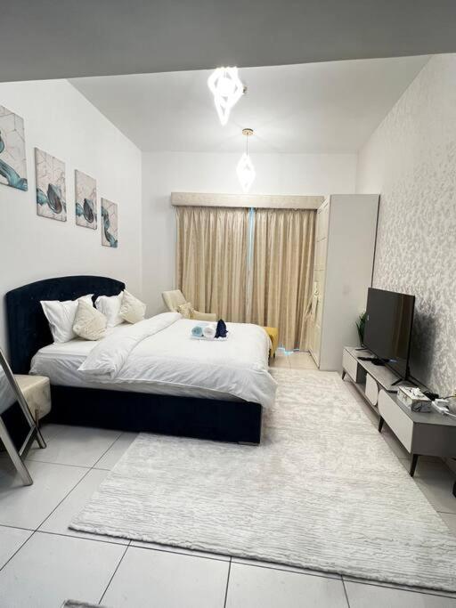 Apartment Elegant Marina View King Bed Dubai