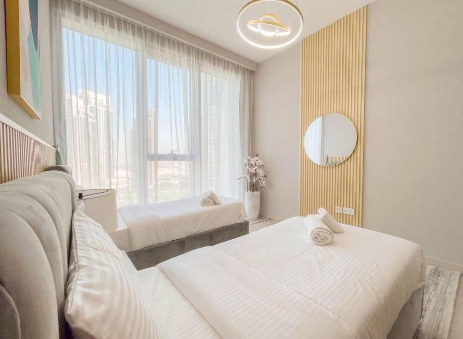 Like - 1407 Enjoy The Luxurious In The Grand! Dubai