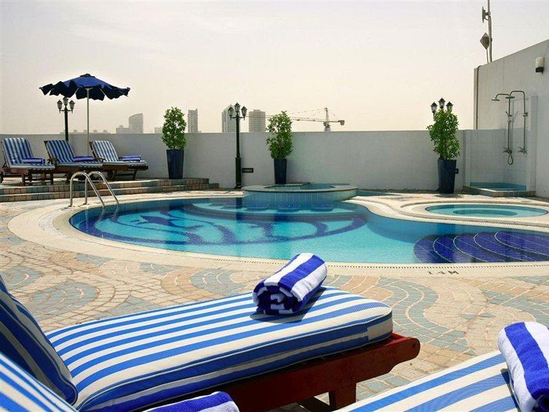 Howard Johnson Bur 3* Dubai