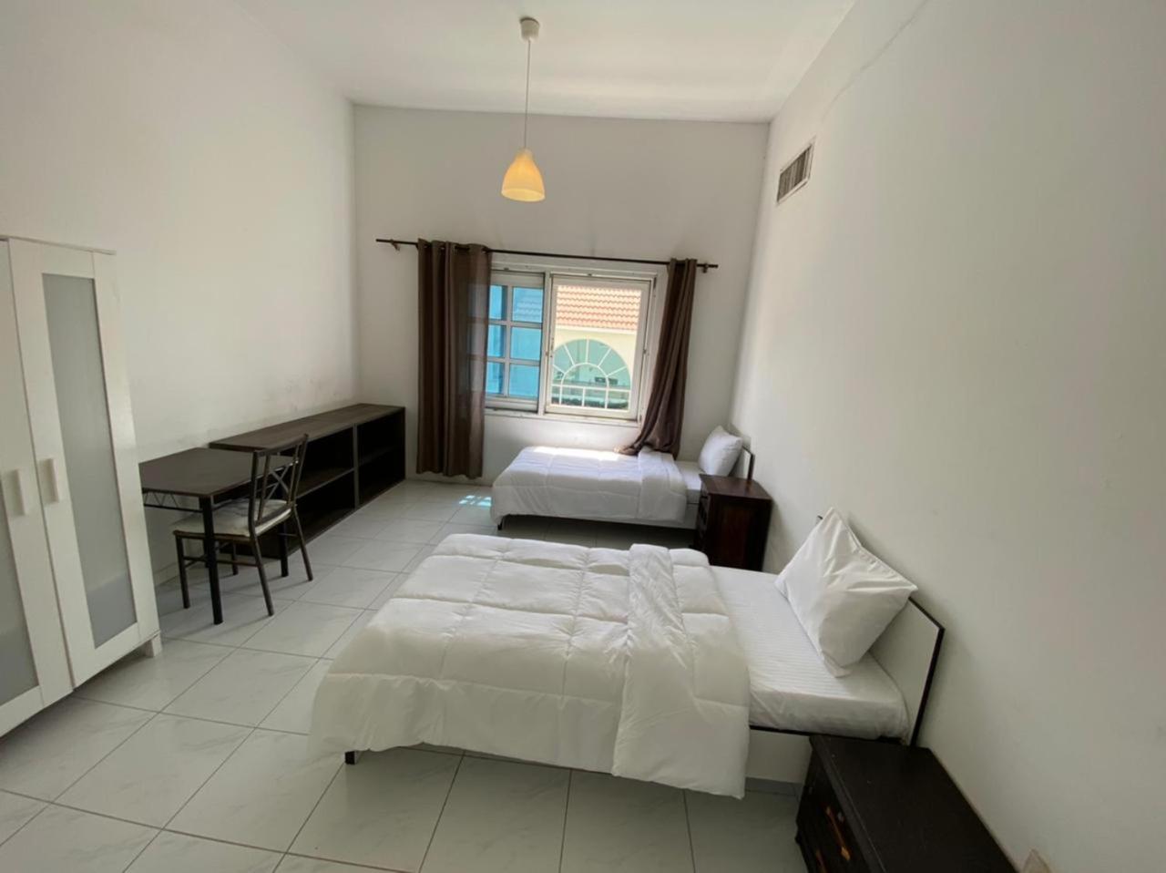 For Rent In Compound Housing Near Burj Alarab 125 Dubai