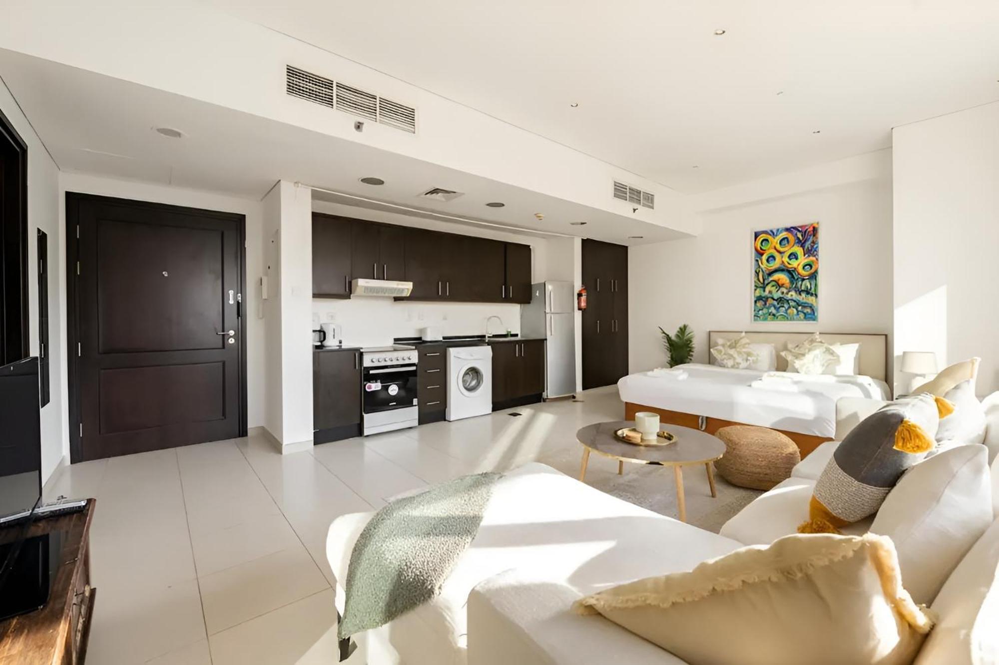 Apartment Dazzling Studio Stunning Ain View Marina *