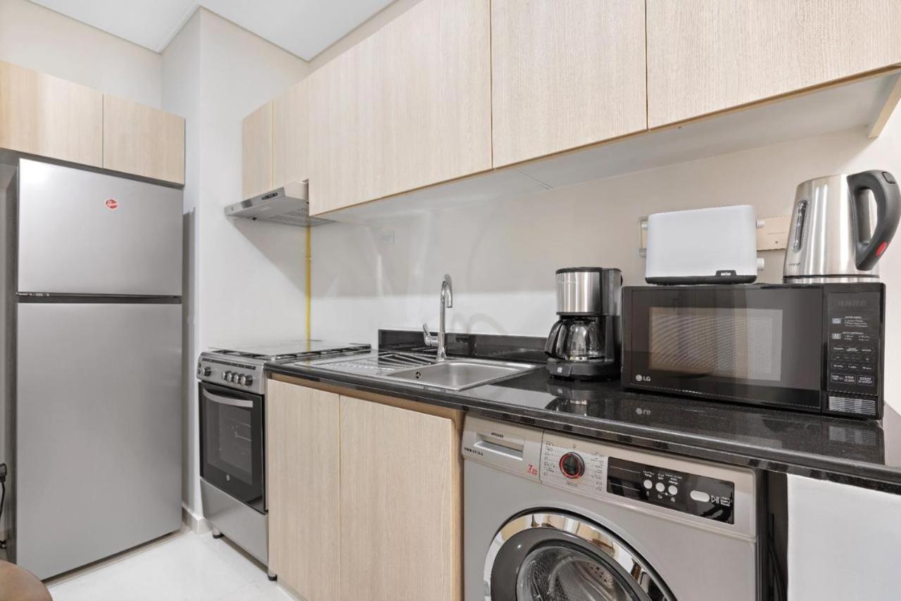 Phineek Vacation Luxury One Bedroom In Damac Hills 2 Apartment
