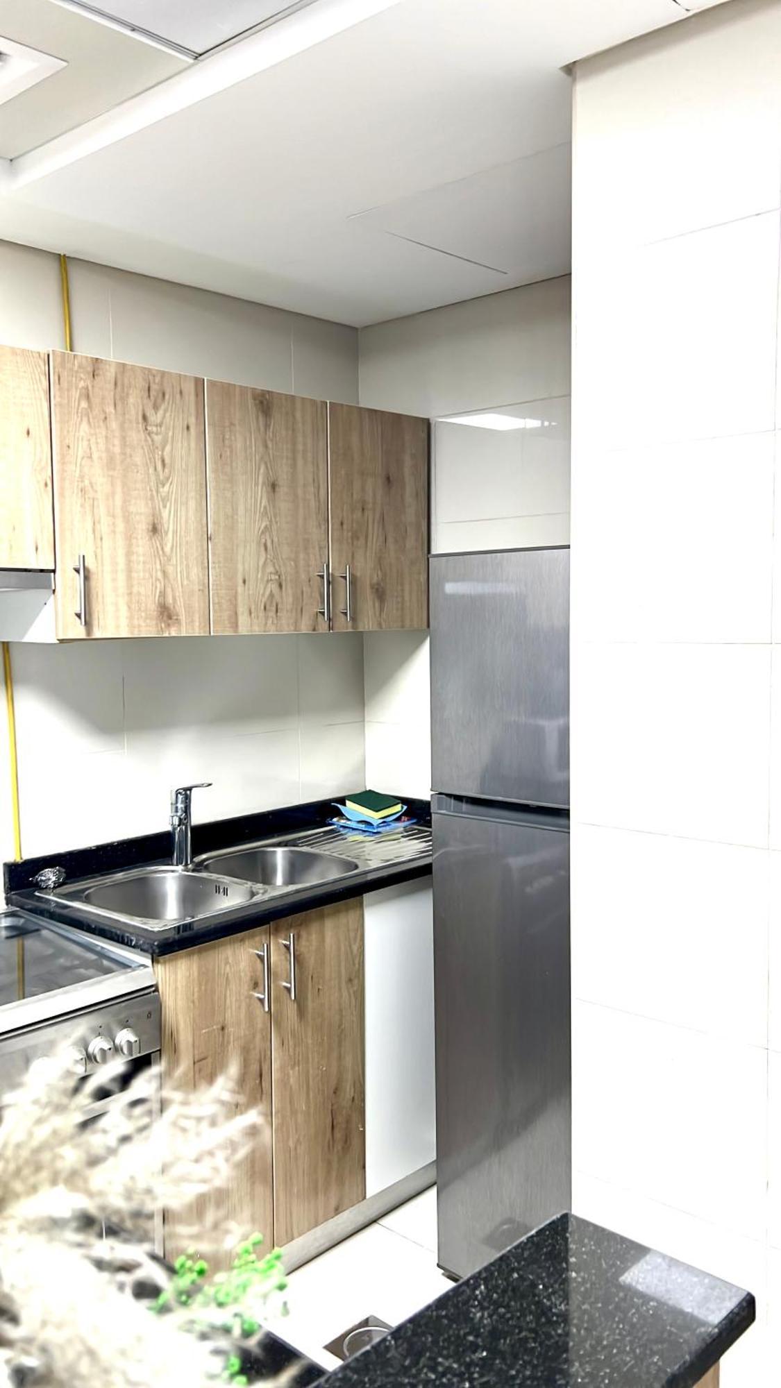 Apartment Elegant King Bed Brand New 1 Bhk Marina Bay *