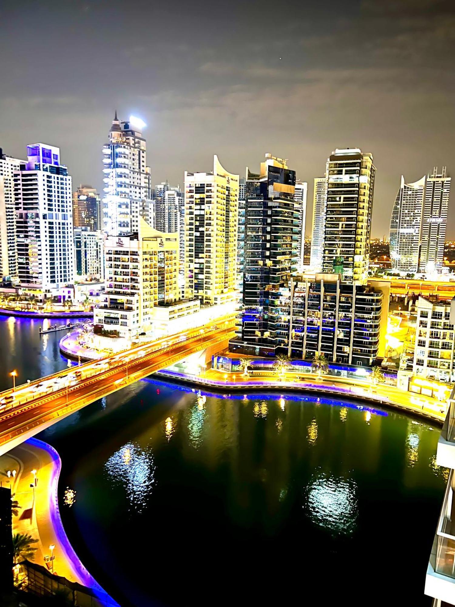 Elegant King Bed Brand New 1 Bhk Marina Bay * Dubai