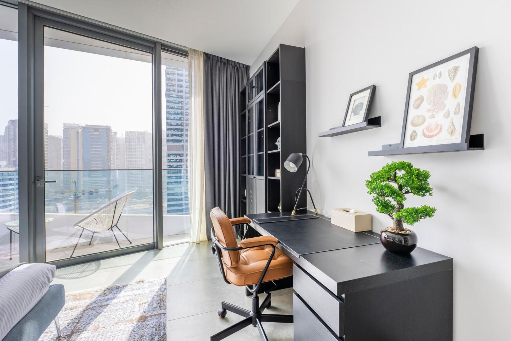 Ultra Luxury Marina - Stella Maris Tower Apartment