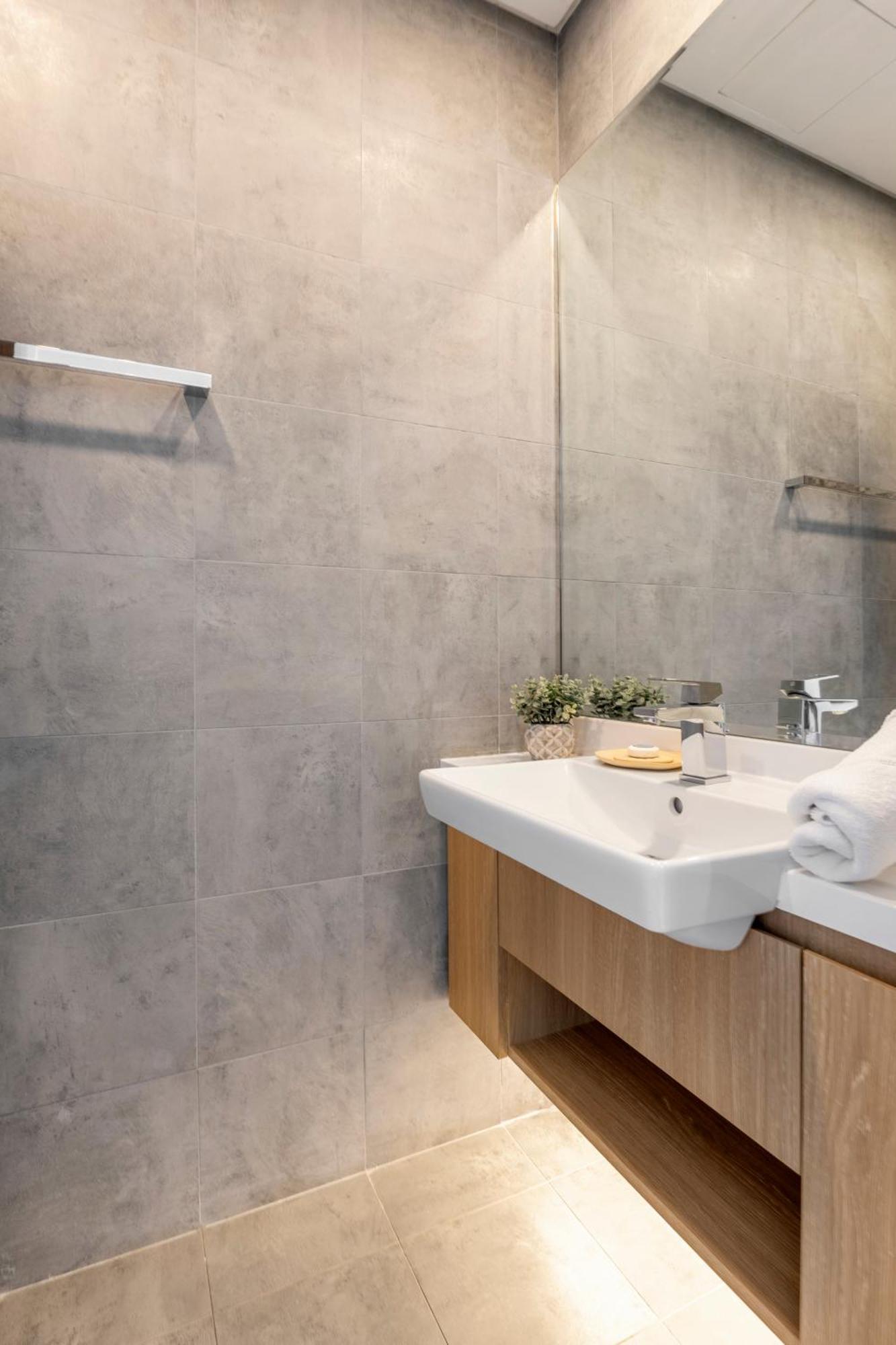 Ultra Luxury Marina - Stella Maris Tower Apartment Dubai
