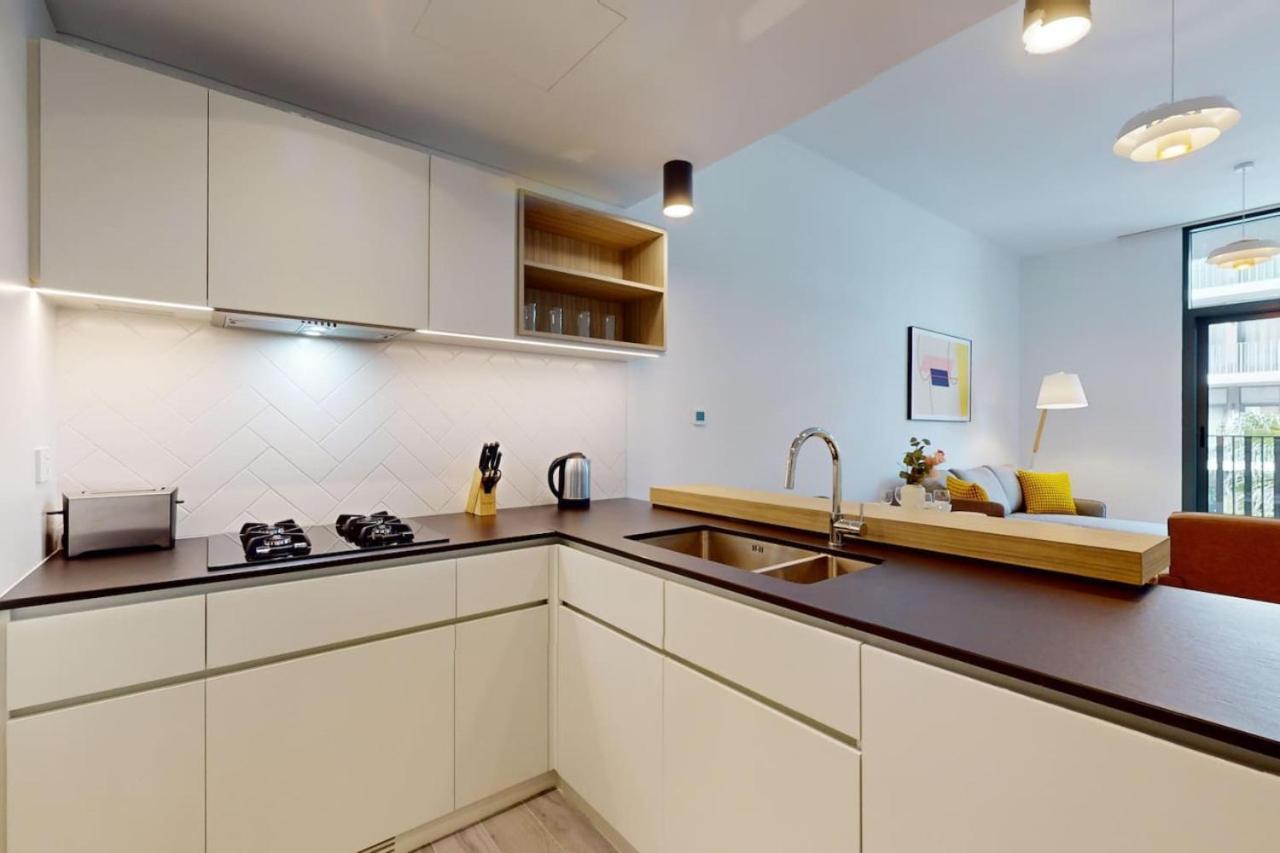Belgravia Square - Elegant One Bedroom * Dubai