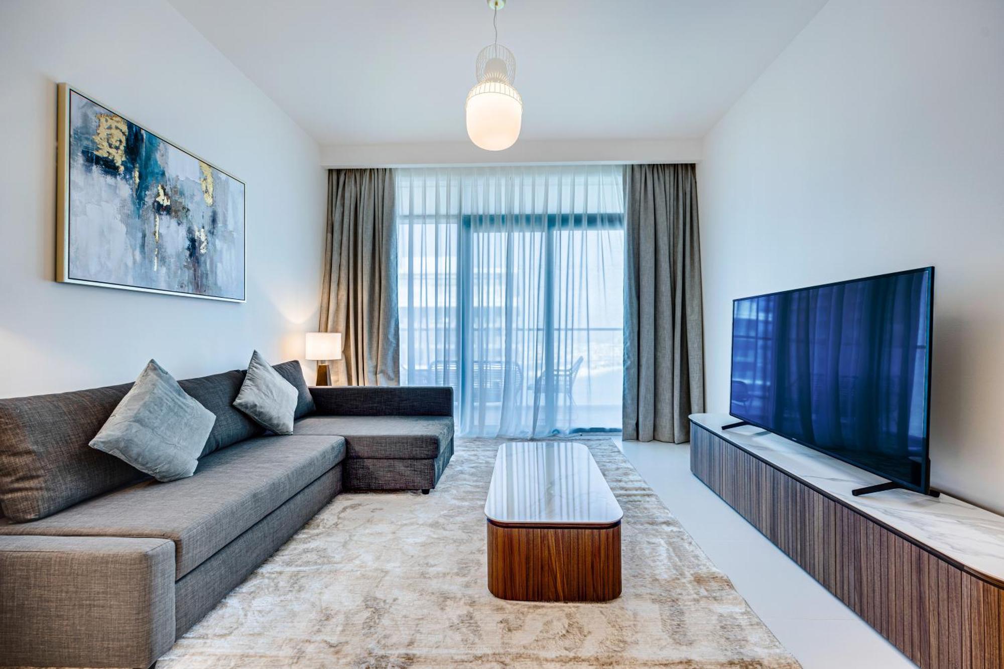 Marvelous Sea View With Access Dubai
