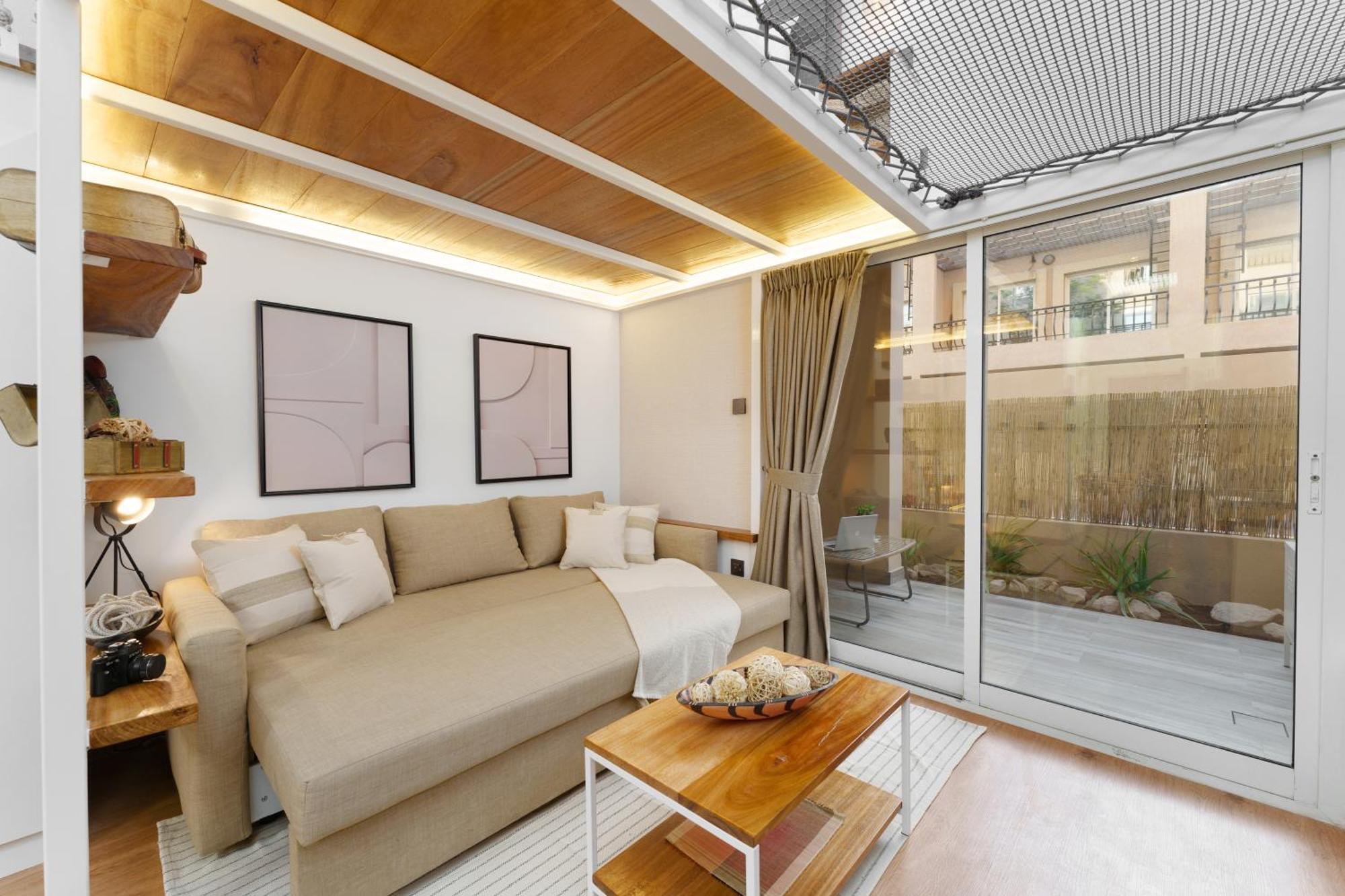 Extraordinary Loft Living In Jvc By Suiteable