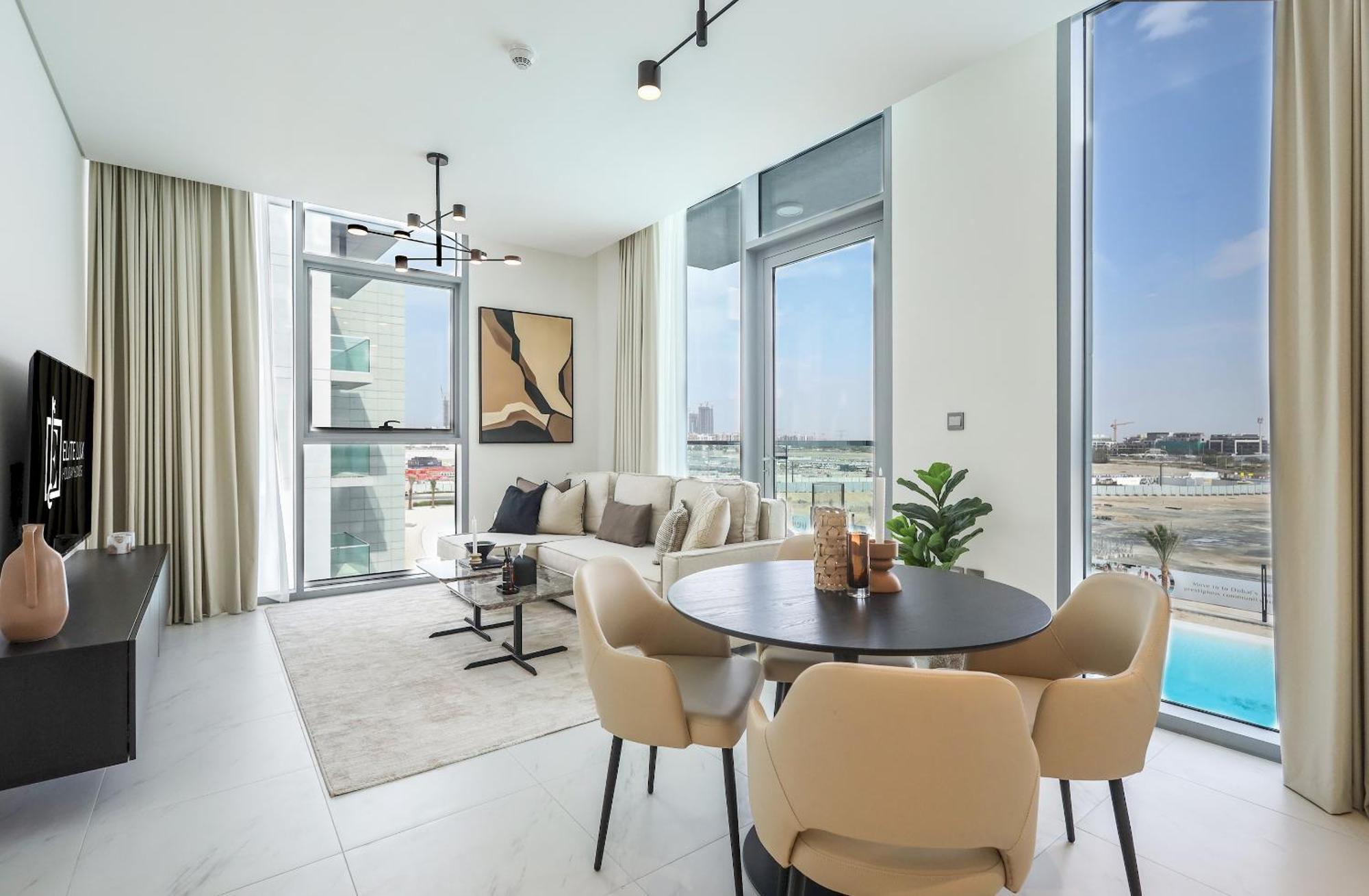 Elite Lux Homes - Lagoon View 1 Bedroom Luxury Oasis In Mbr Apartment