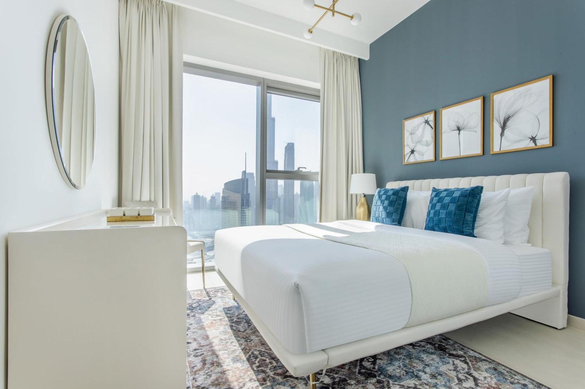 Frank Porter - Downtown Views Ii Tower 1 Apartment Dubai