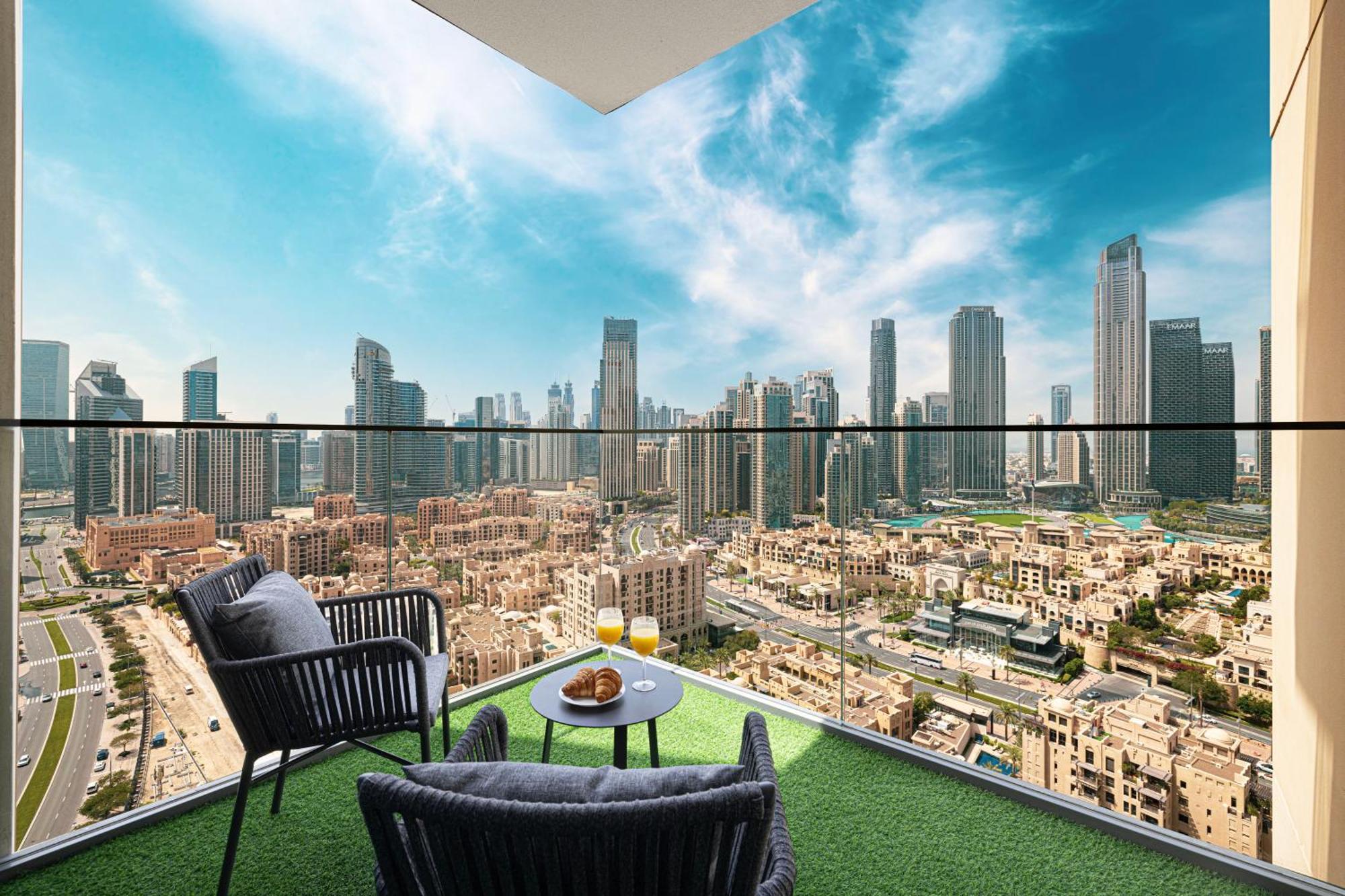 Smartstay At Burj Royale - Full Burj Khalifa View - Brand New Luxury Apartment Dubai