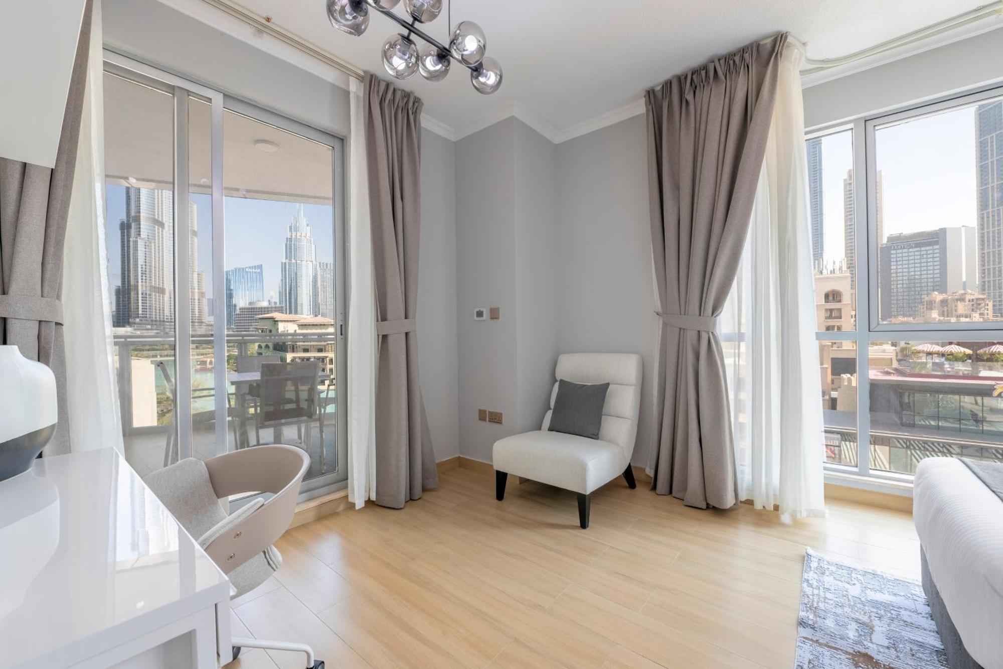 The Residences Tower - Full Burj Khalfa View *