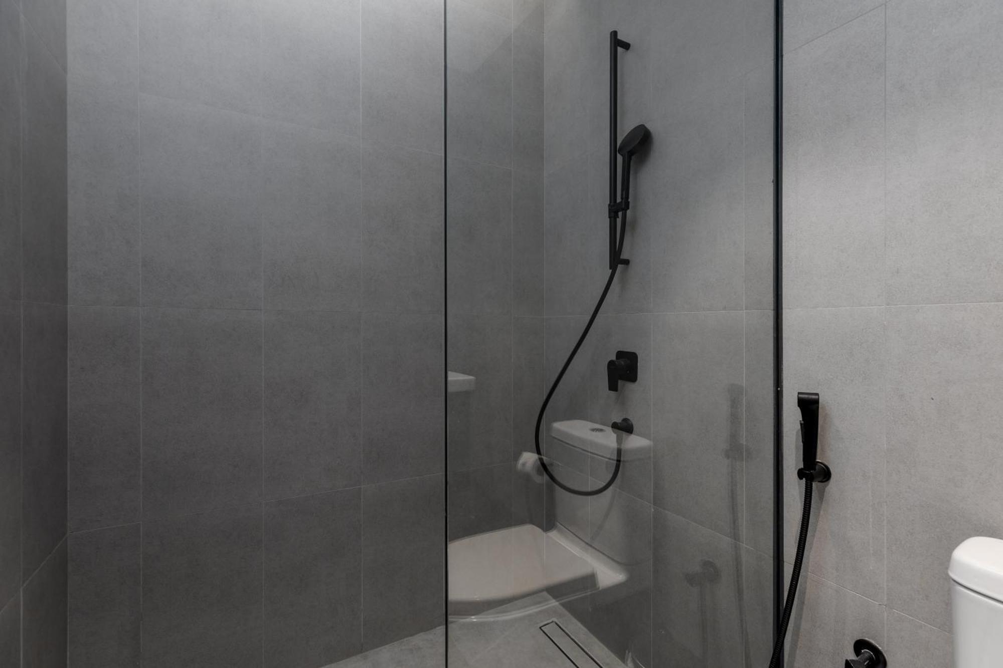 Apartment Waves Homes - 15 Northside, Tower 1, Two Bedroom *