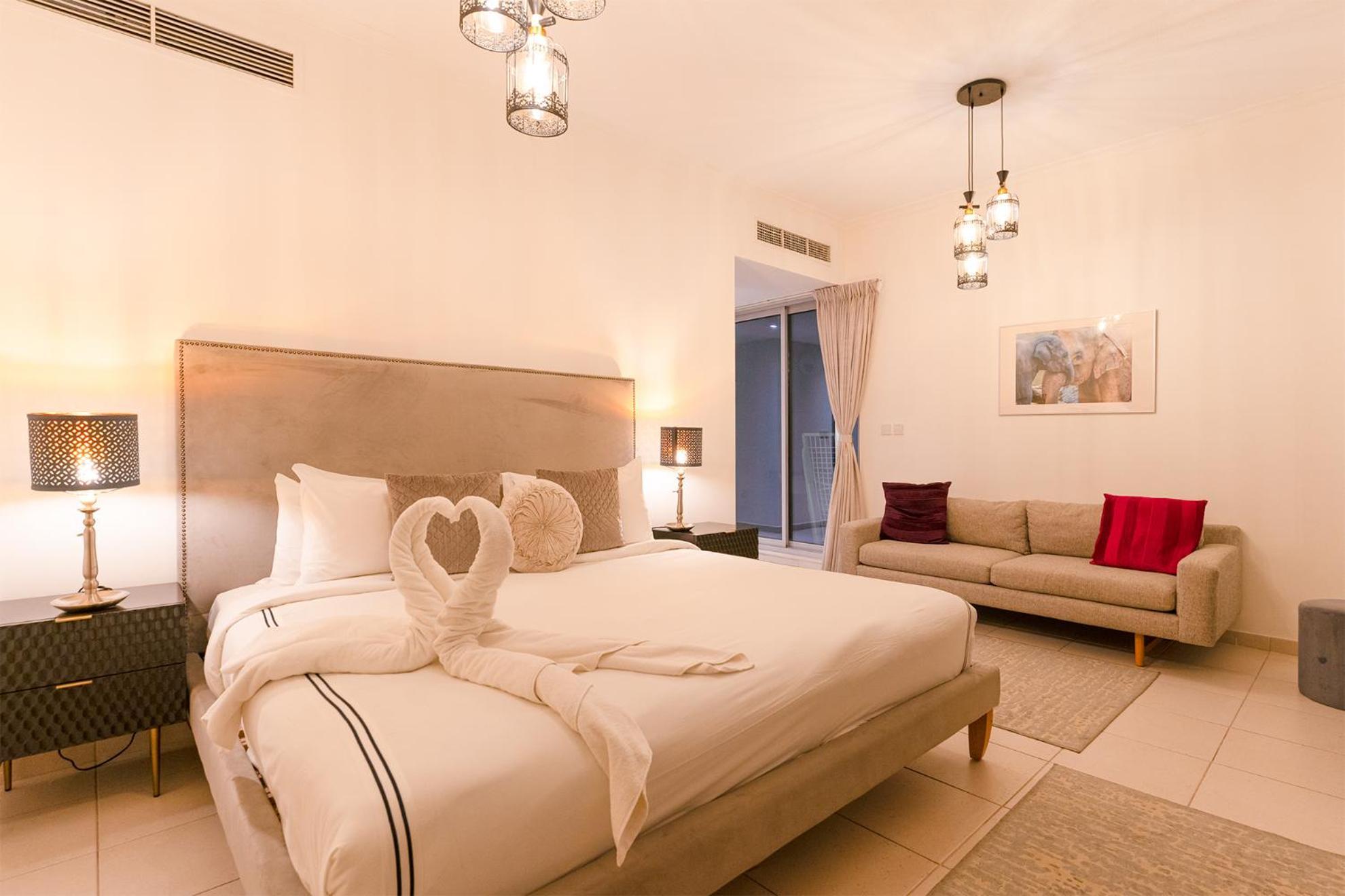 Spectacular Burj & Fountain View - Luxurious 3 Bedrooms & Maids - The Residences Apartment Dubai